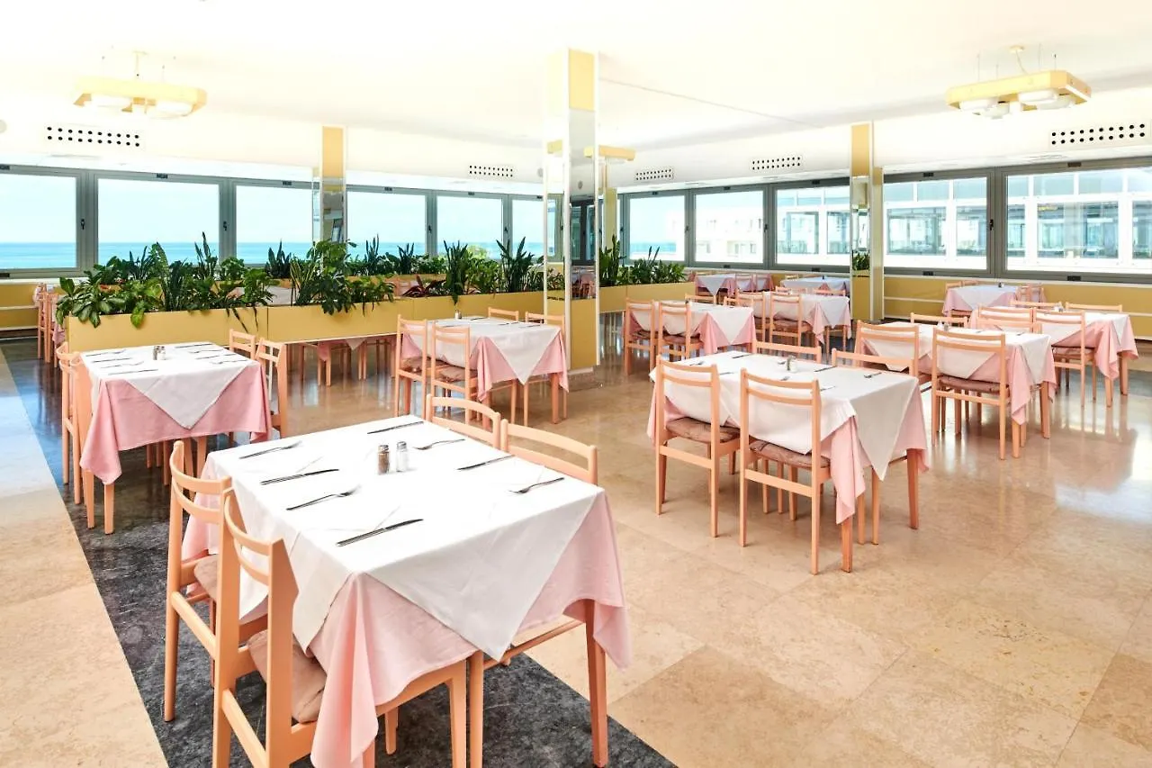 Hotel Delfin Plava Laguna Mugeba